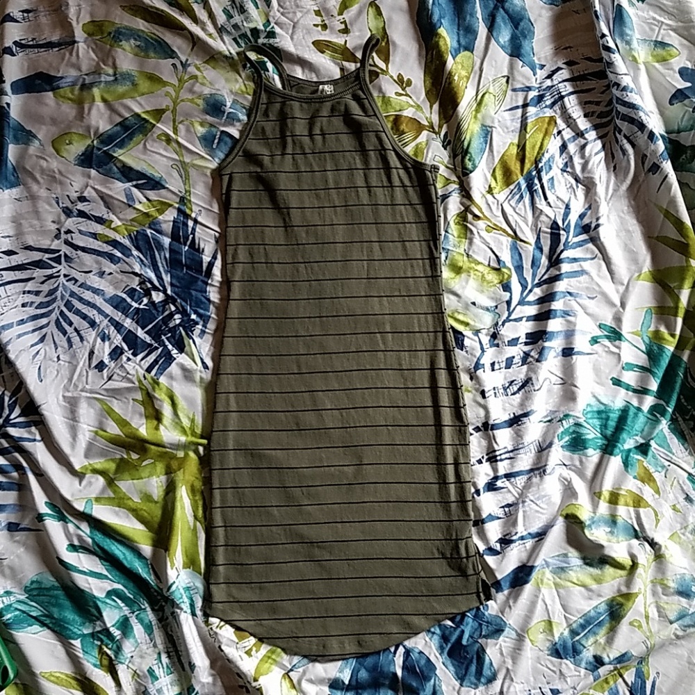 Mudd midi dress